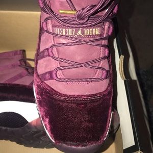 Jordan’s Retro 11 Maroon